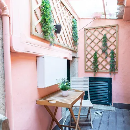 Camoes Lounge W/courtyard * Lisbon